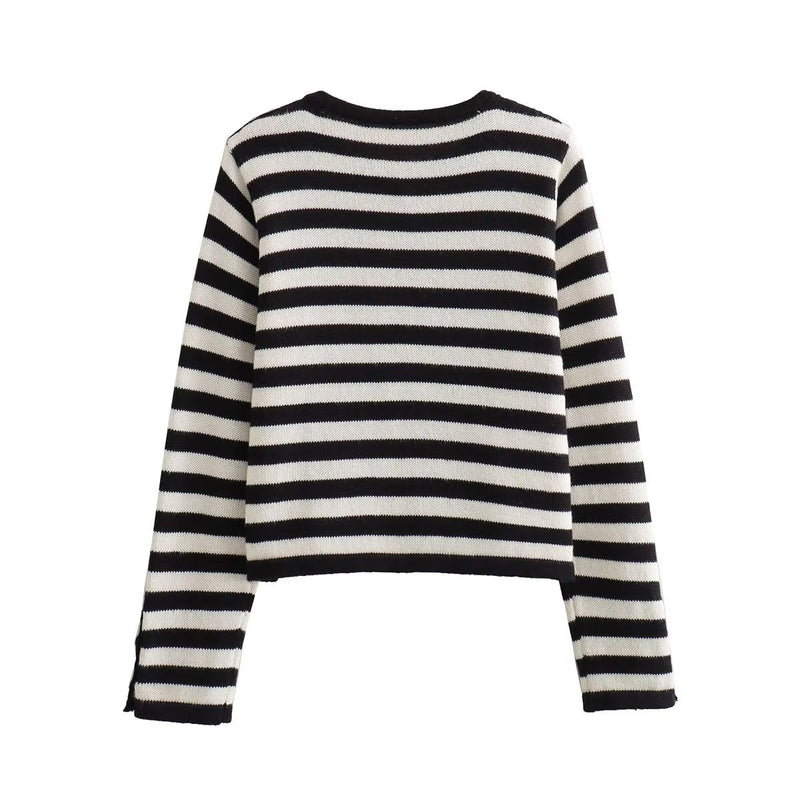 Elegantly Styled Cardigan for Everyday Wear