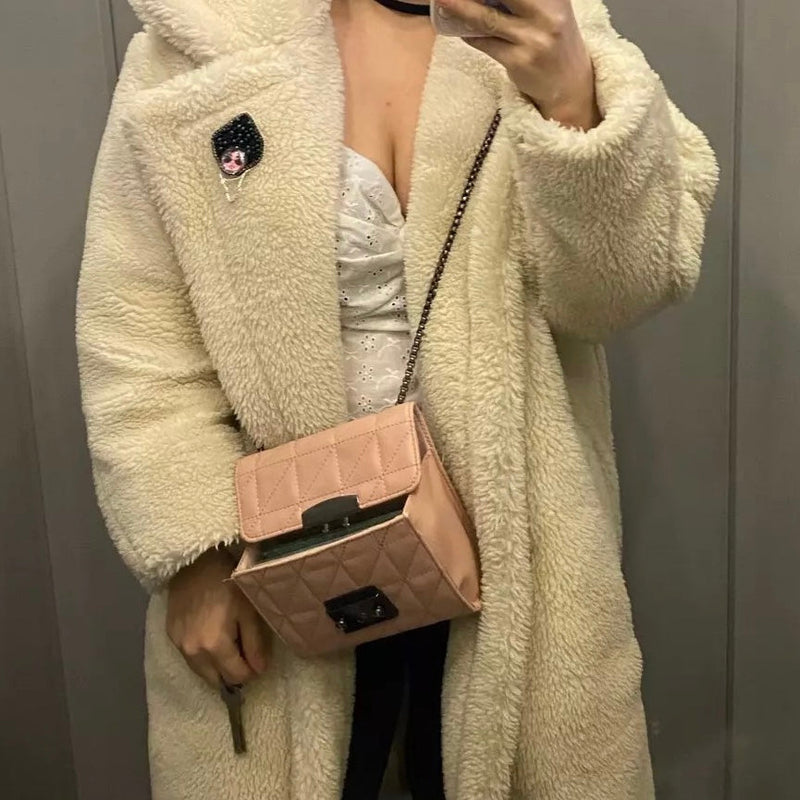 Gracefully Styled Coat for Any Occasion