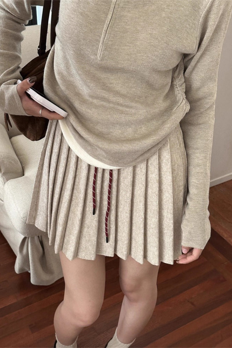 Effortlessly Elegant Garment with a Timeless Design
