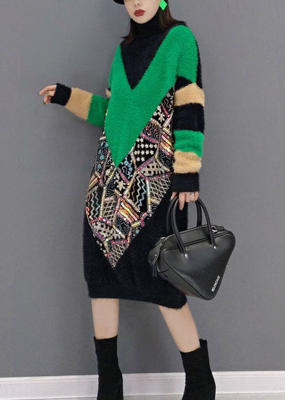 Classic Vintage Dress with a Flattering Fit