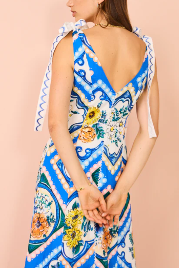 Classic Vintage & Enduringly Stylish Dress