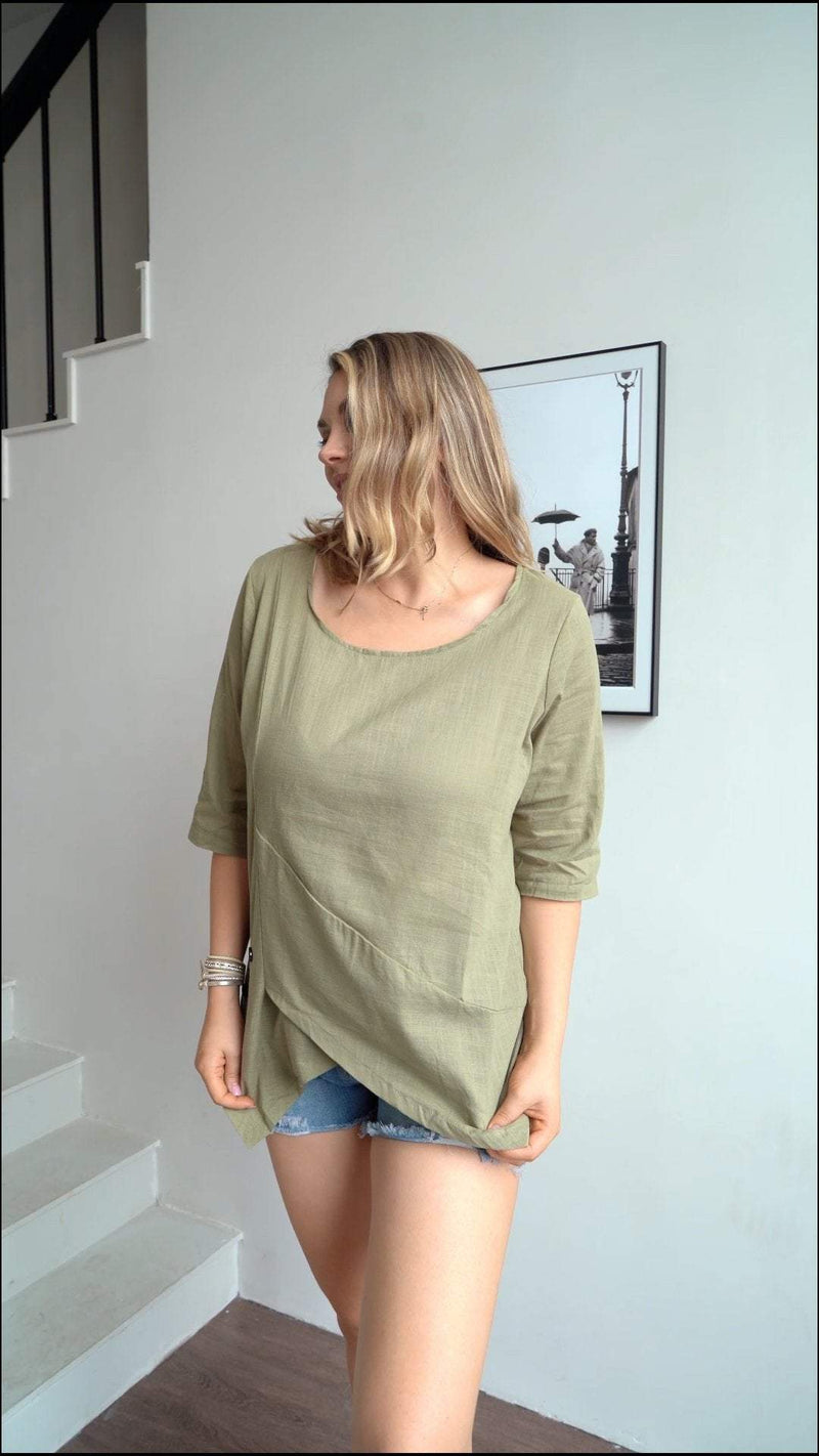 Classic Vintage Top with a Flattering Fit