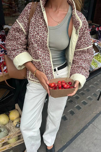 Effortlessly Elegant Jacket with a Timeless Design