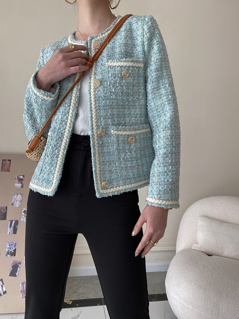 Elegantly Styled Jacket for Everyday Wear