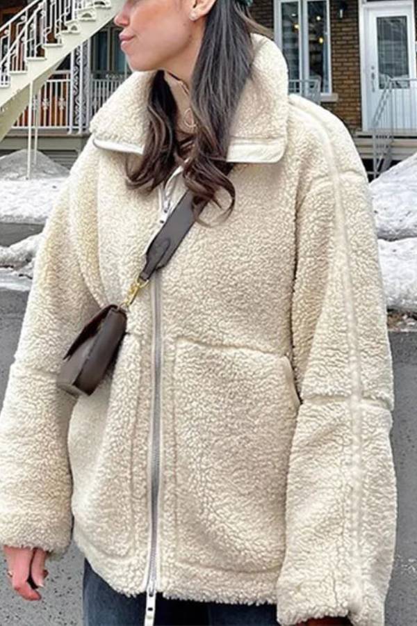 Elegantly Styled Jacket for Everyday Wear