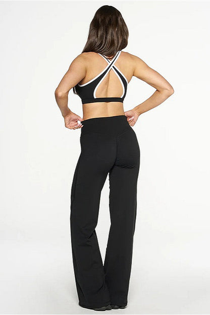 Gracefully Styled Garment for Any Occasion