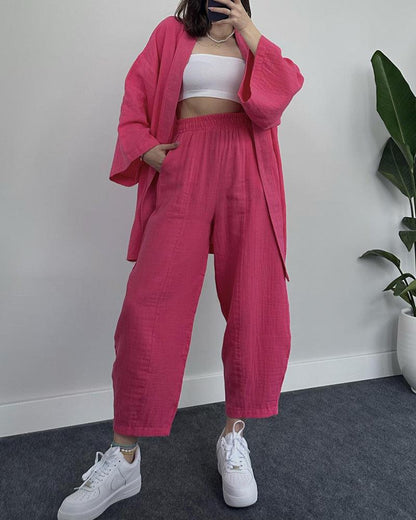 Effortlessly Elegant Garment with a Timeless Design