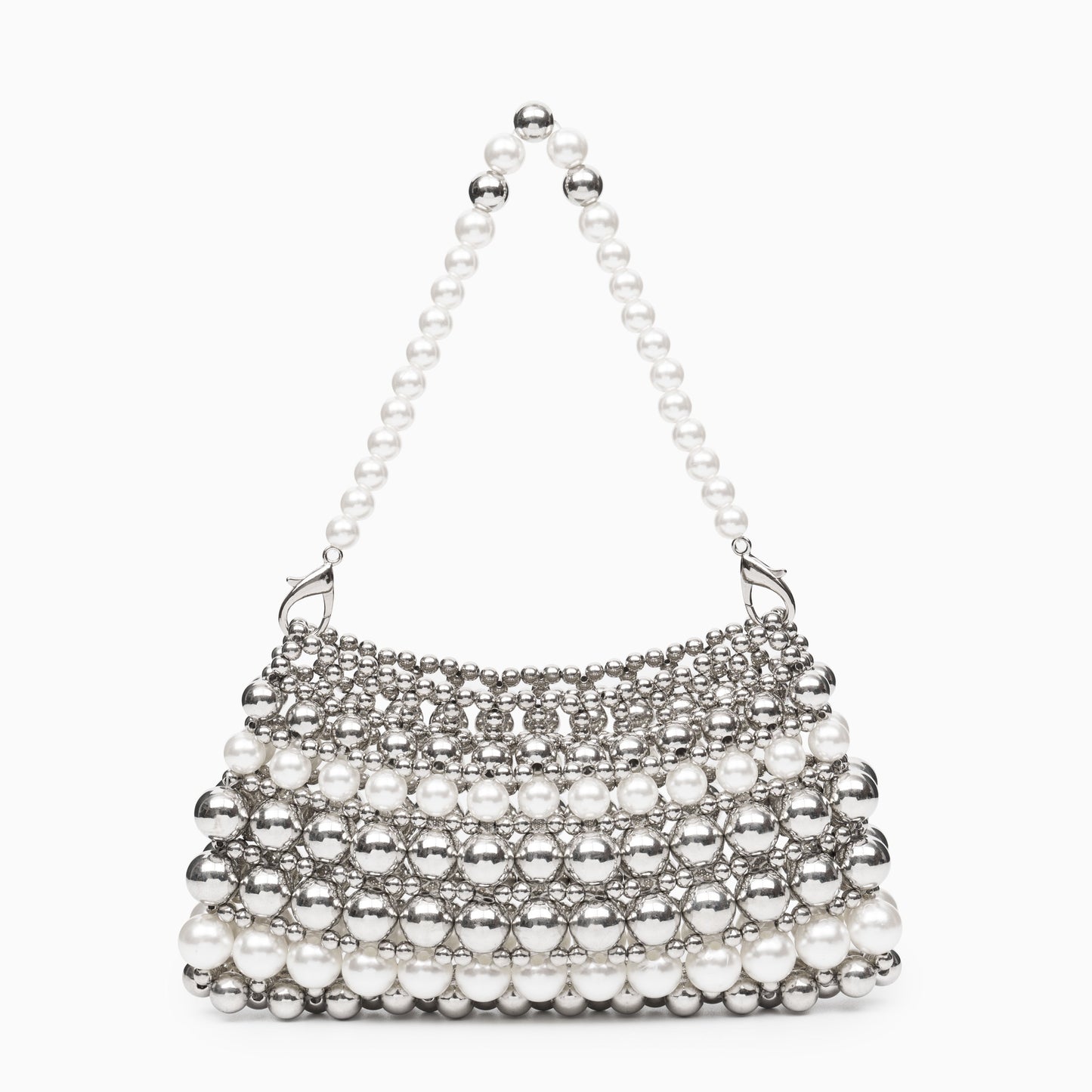 Gracefully Styled Bag for Any Occasion