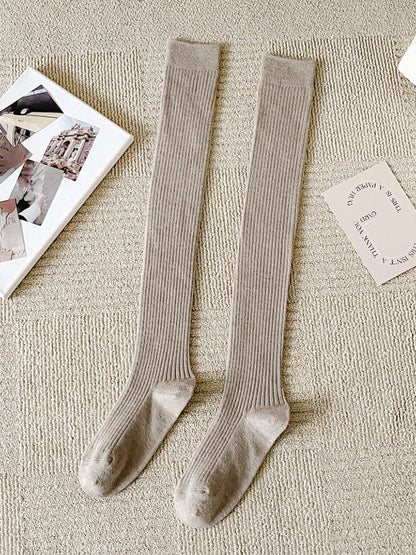 Well Tailored Garment with a Graceful Silhouette