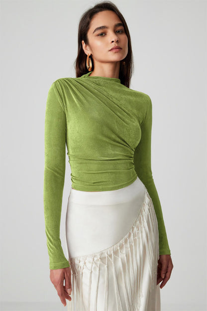 Effortlessly Elegant Top with a Timeless Design