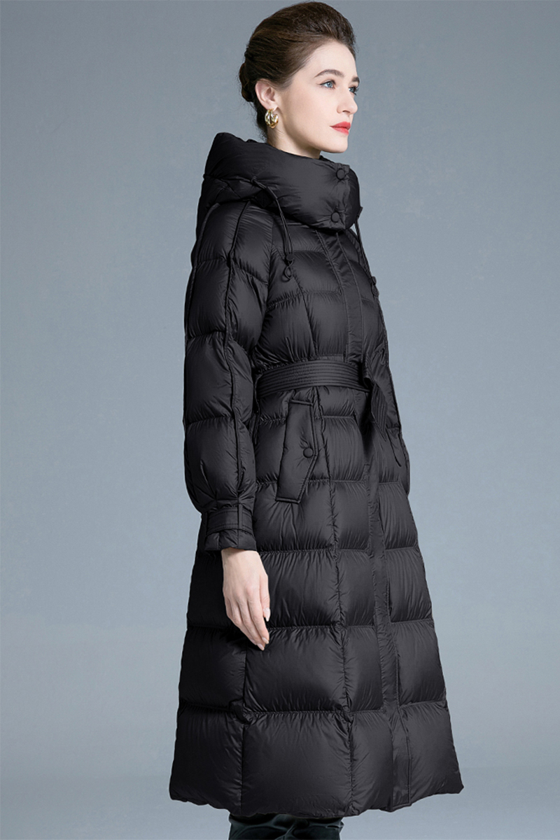Gracefully Styled Garment for Any Occasion