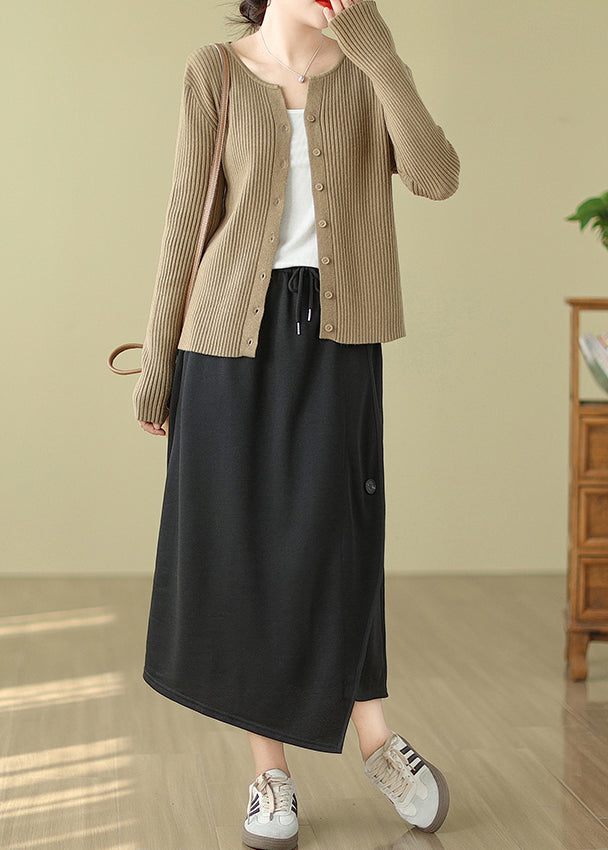 Effortlessly Elegant Garment with a Timeless Design