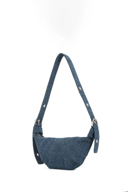 Gracefully Styled Bag for Any Occasion