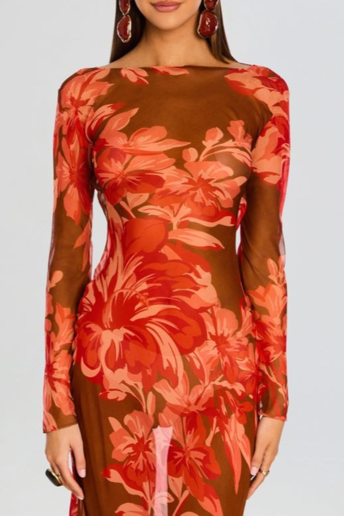 Beautifully Finished Dress in a Timeless Design