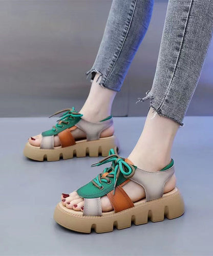 Well Tailored Sandals with a Graceful Silhouette