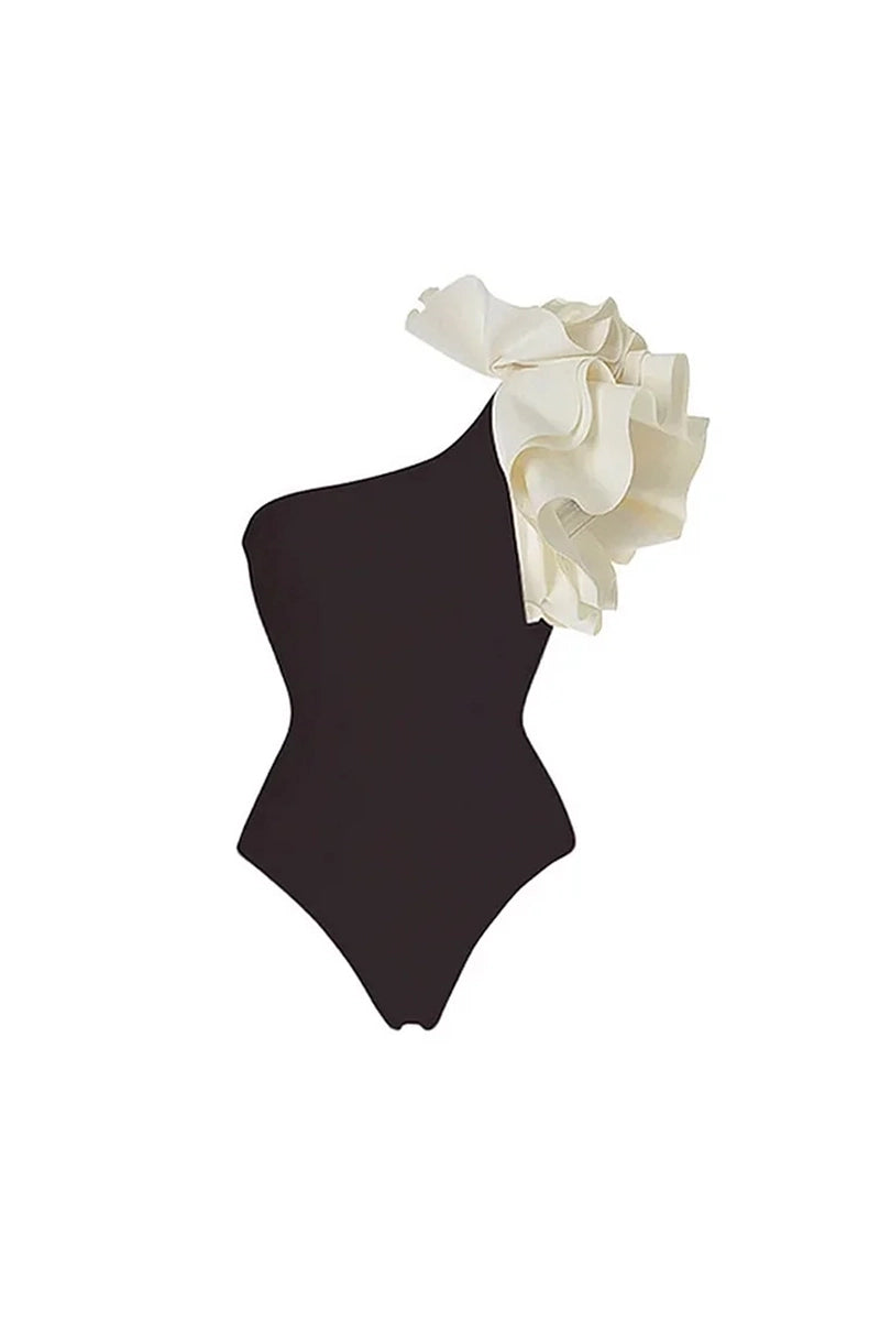 Well Tailored Swimsuit with a Graceful Silhouette