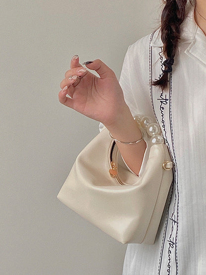 Classic Vintage Bag with a Flattering Fit