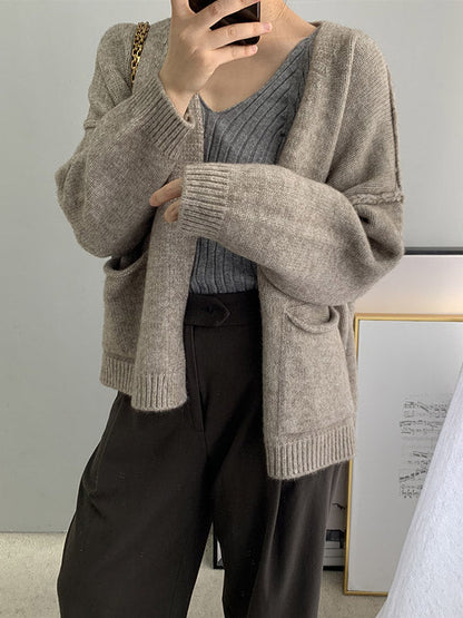 Classic Vintage Cardigan with a Flattering Fit