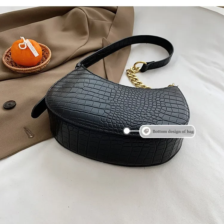 Classic Vintage Bag with a Flattering Fit