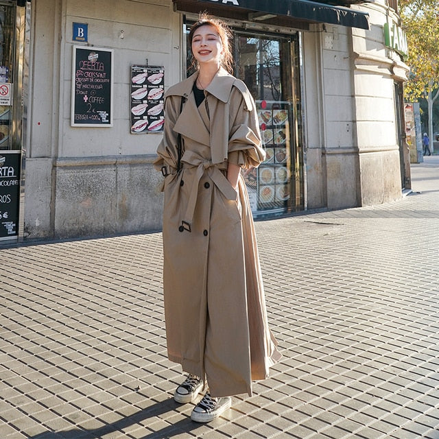 Gracefully Styled Garment for Any Occasion
