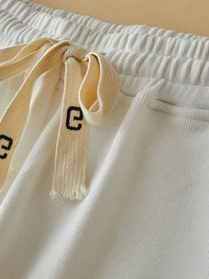Beautifully Crafted Pants in a Classic Style