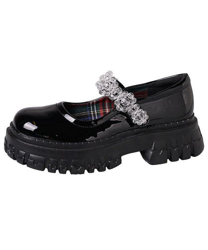 Polished Shoes with an Effortless Classic Look