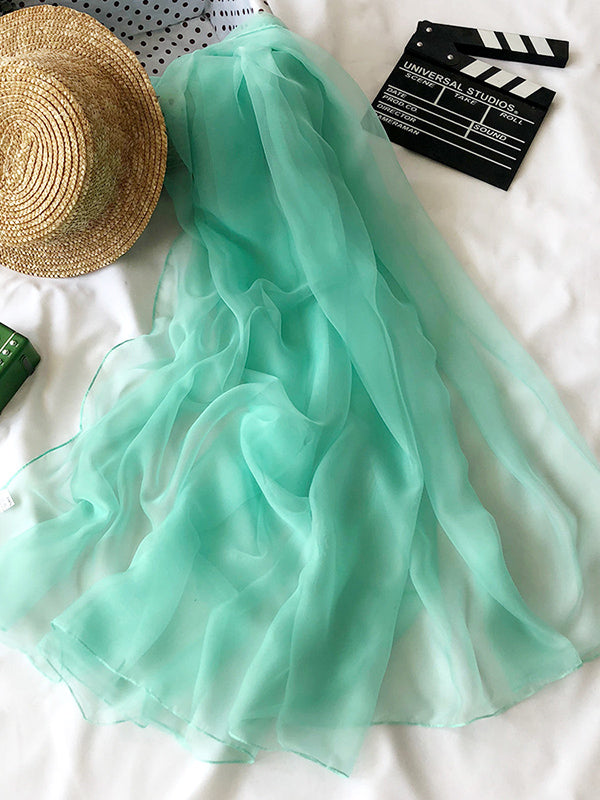 Beautifully Finished Garment in a Timeless Design