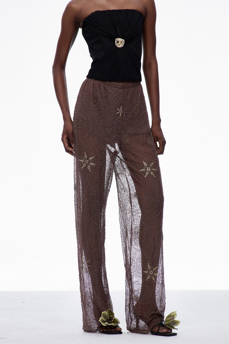 Classic Vintage Pants with a Flattering Fit