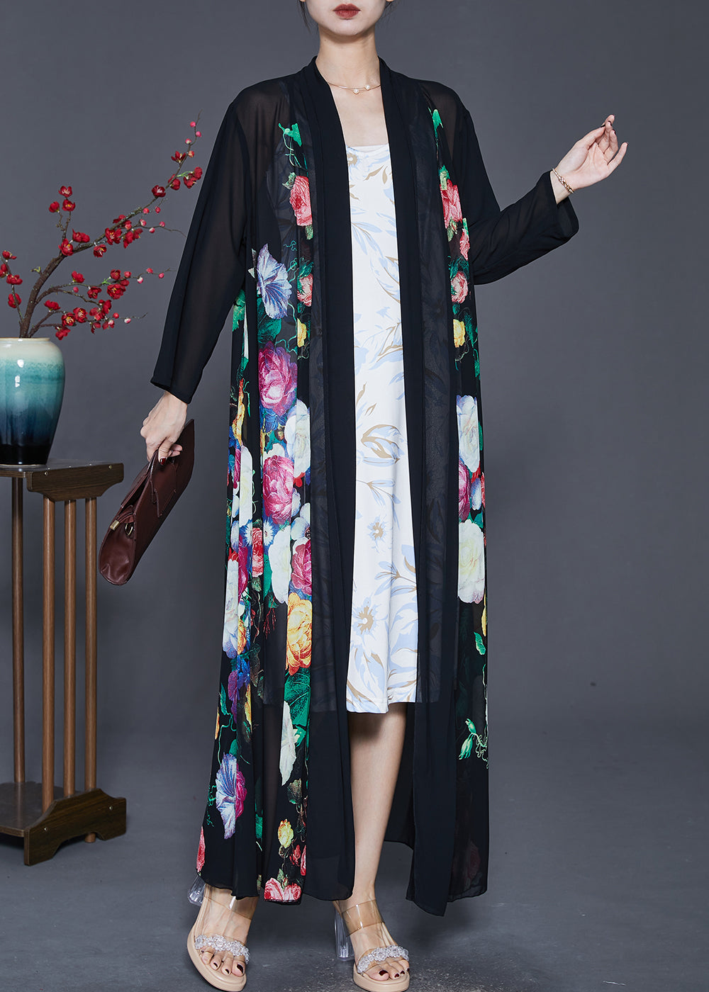 Effortlessly Elegant Cardigan with a Timeless Design