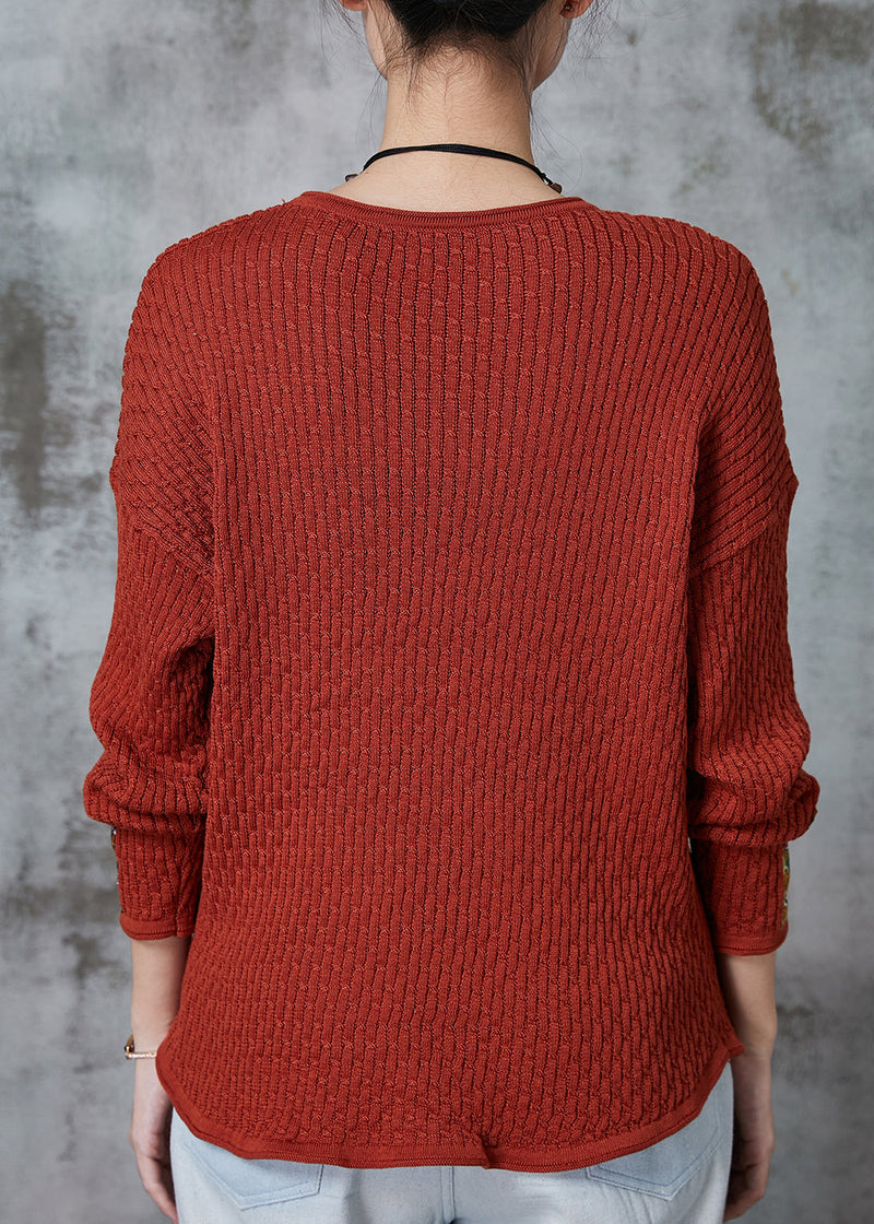 Classic Vintage Sweater with a Flattering Fit