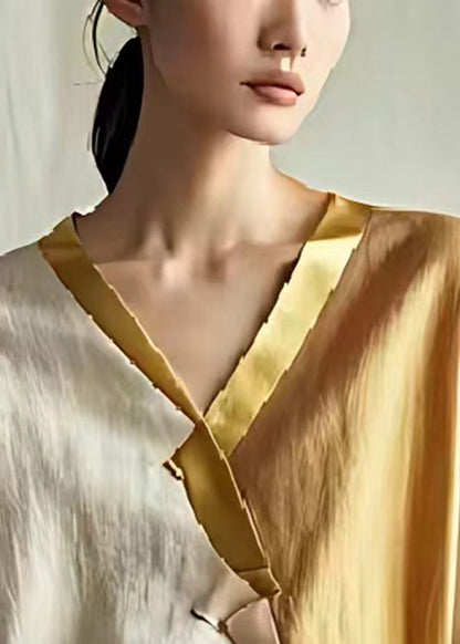 Well Tailored Blouse with a Graceful Silhouette