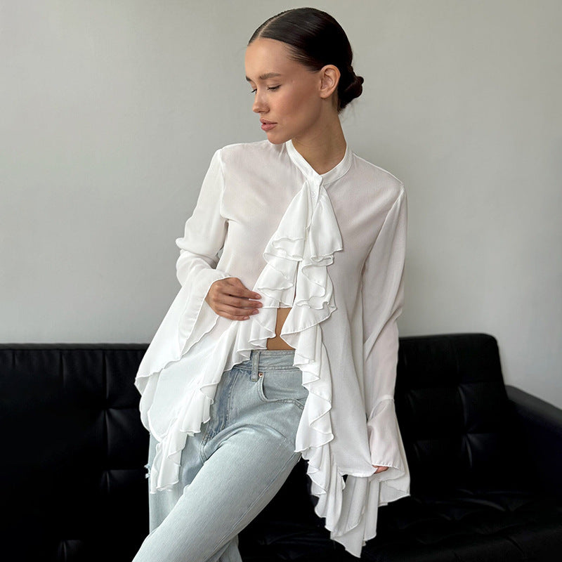 Effortlessly Elegant Blouse with a Timeless Design