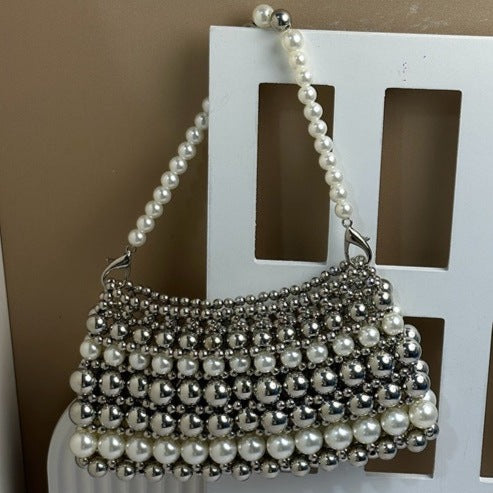 Gracefully Styled Bag for Any Occasion