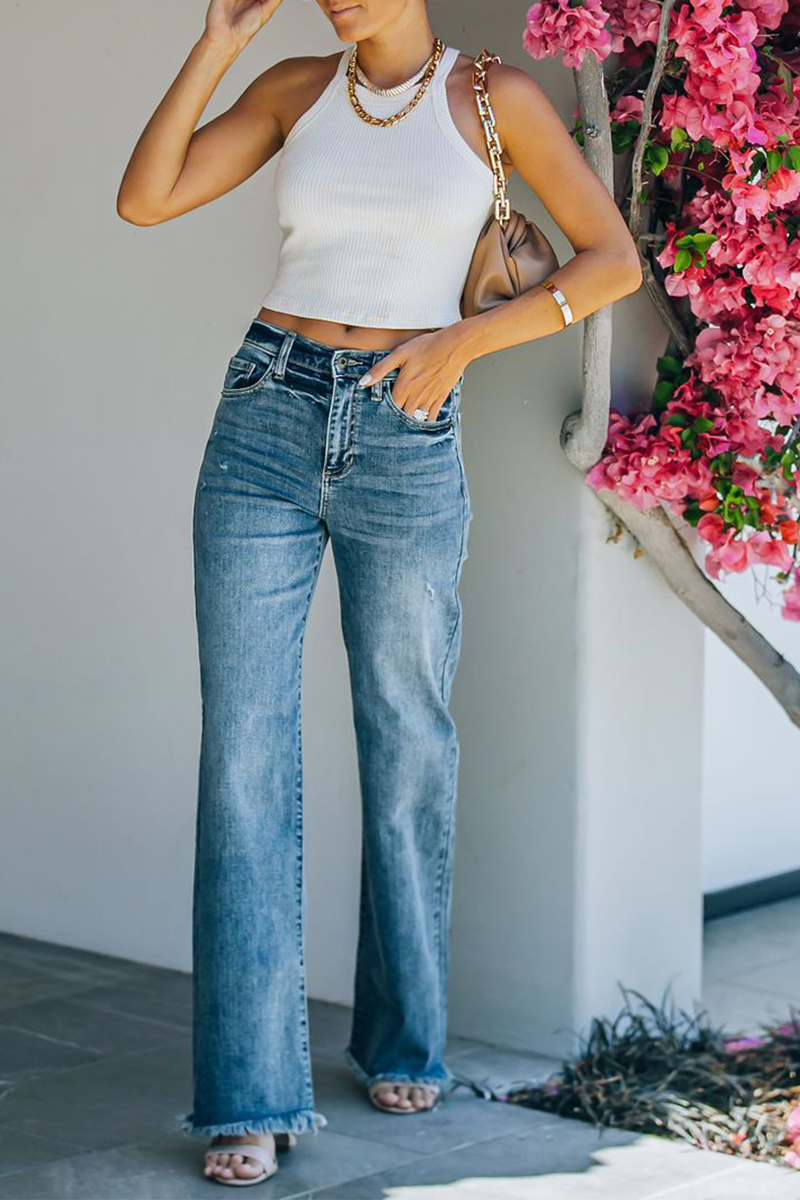 Gracefully Styled Garment for Any Occasion