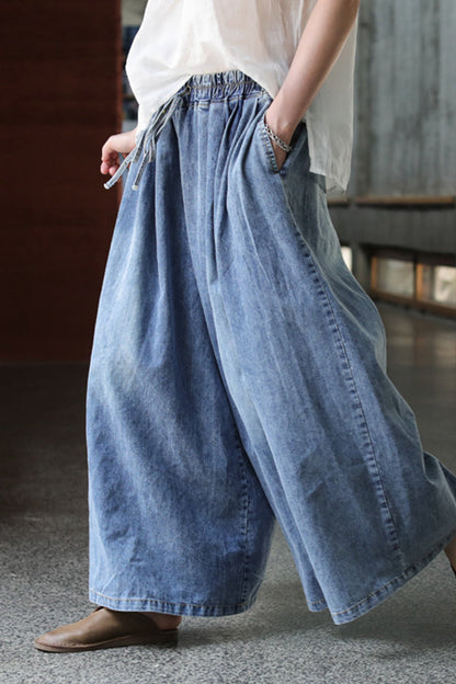 Well Tailored Garment with a Graceful Silhouette