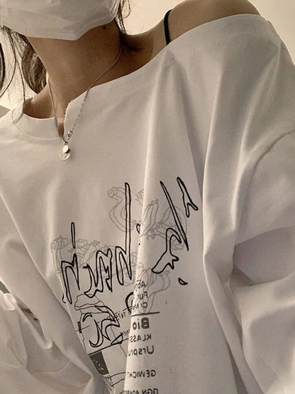 Well Tailored T-Shirt with a Graceful Silhouette