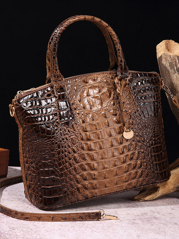 Gracefully Styled Bag for Any Occasion