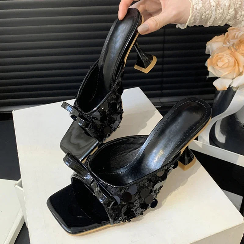 Well Tailored Heels with a Graceful Silhouette