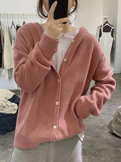 Well Tailored Cardigan with a Graceful Silhouette