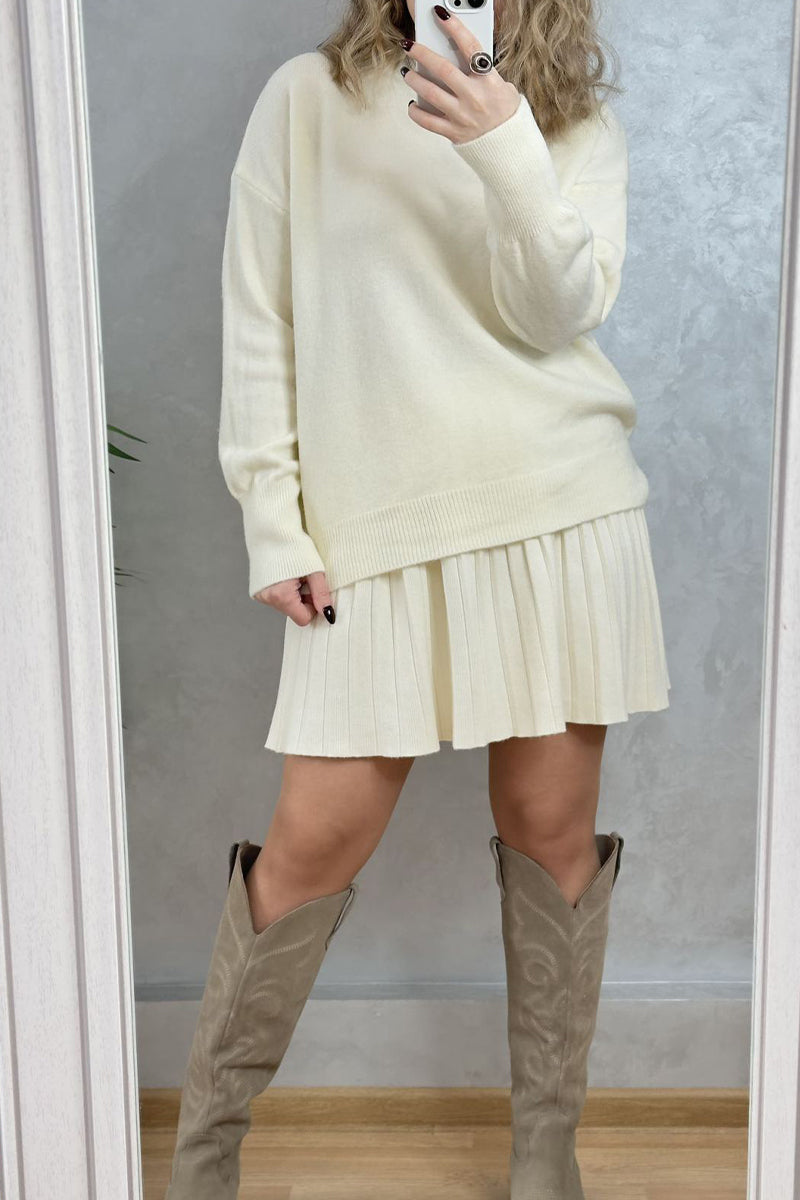 Beautifully Crafted Garment in a Classic Style