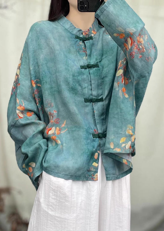 Classic Vintage Coat with a Flattering Fit