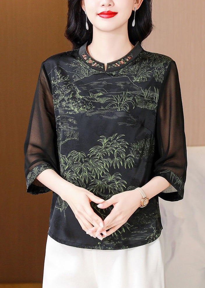 Classic Vintage Top with a Flattering Fit