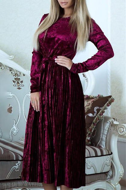 Classic Vintage & Enduringly Stylish Dress