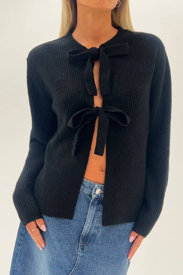 Gracefully Styled Garment for Any Occasion