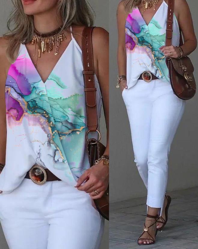 A Vintage Style Top with Delicate Timeless Details