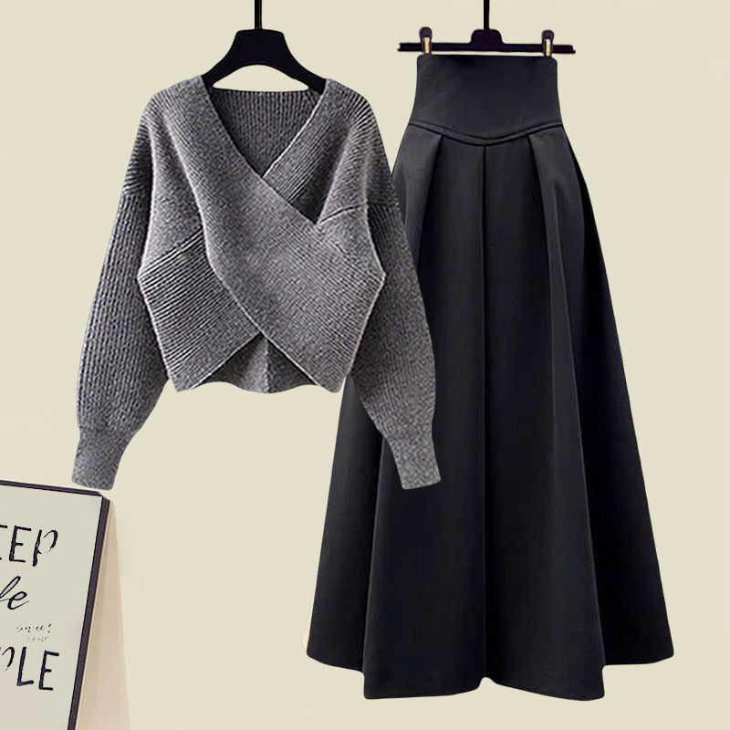 Well Tailored Garment with a Graceful Silhouette