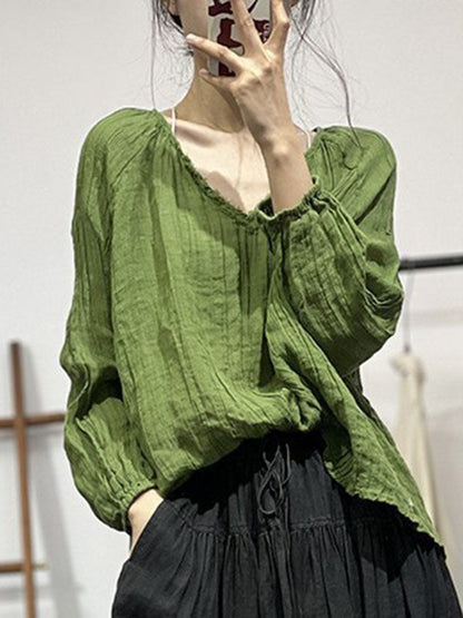 Well Tailored Blouse with a Graceful Silhouette