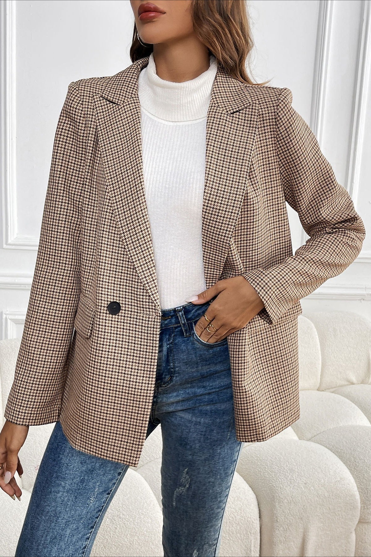 Beautifully Finished Garment in a Timeless Design