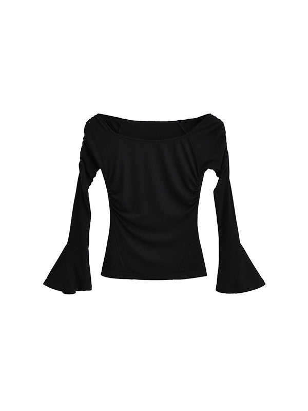Beautifully Crafted T-Shirt in a Classic Style