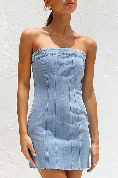 Well Tailored Dress with a Graceful Silhouette
